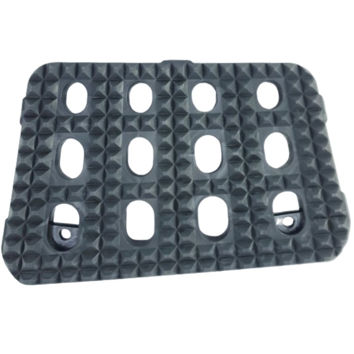 PELDAÑO ESTRIBO CABINA *DX* (INFERIOR) (PLASTICO INYECTADO)